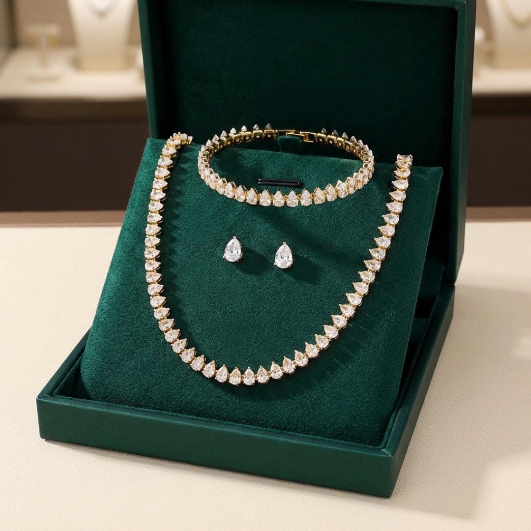 Beautiful Clear Round Cubic Zirconia Bridal Set