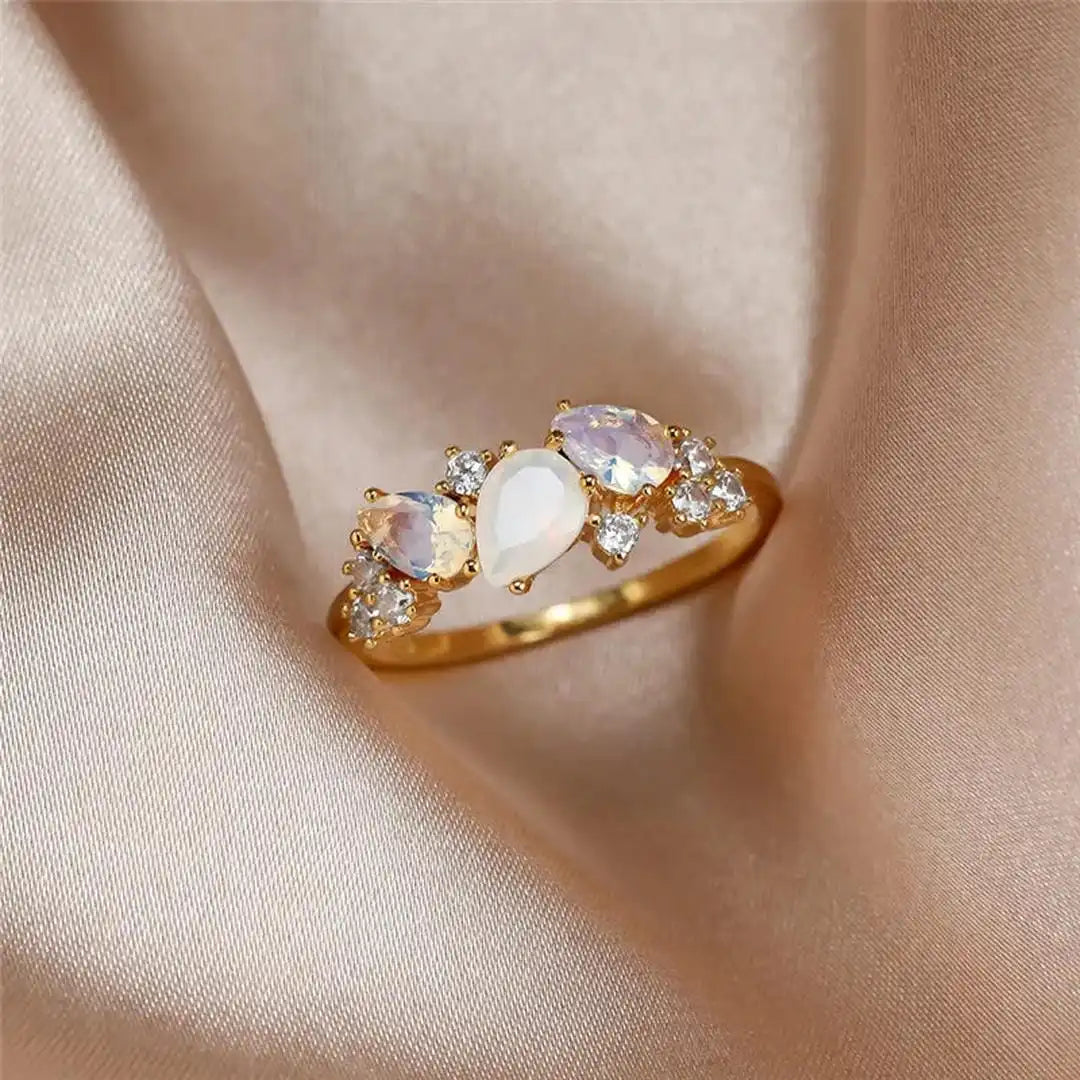 Vintage Gold Moonstone Ring