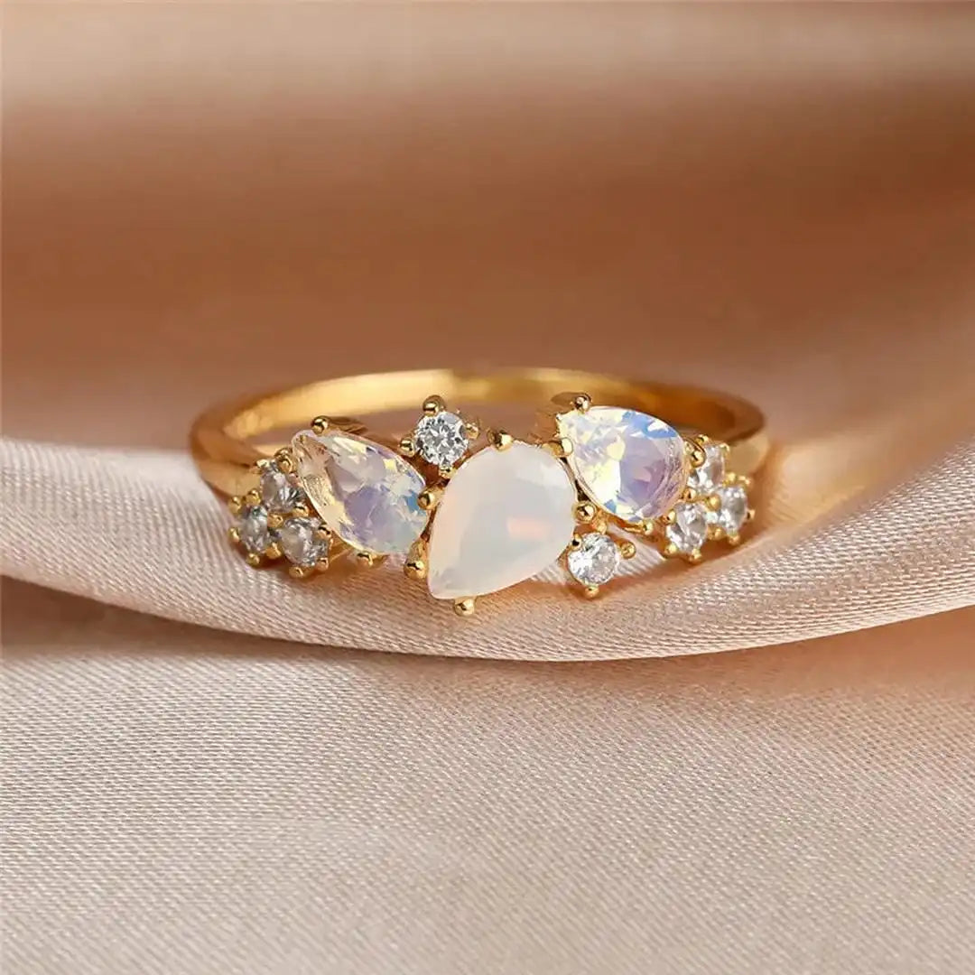 Vintage Gold Moonstone Ring