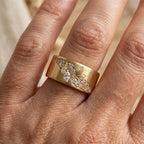 Exquisite Gold Inlay Zirconia Leaf Ring